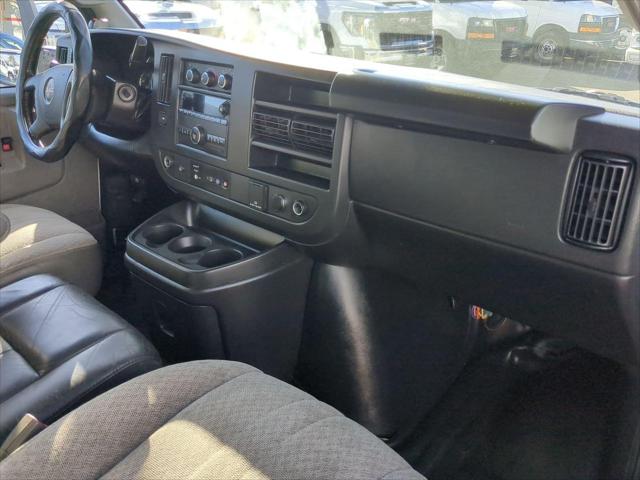 2022 GMC Savana Commercial Cutaway Work Van