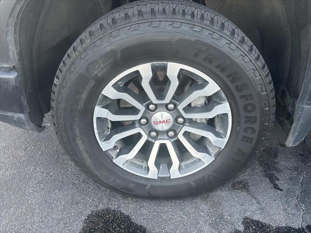 2023 GMC Sierra 1500 4WD Crew Cab Standard Box AT4