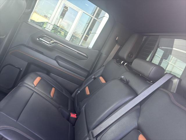 2023 GMC Sierra 1500 4WD Crew Cab Standard Box AT4