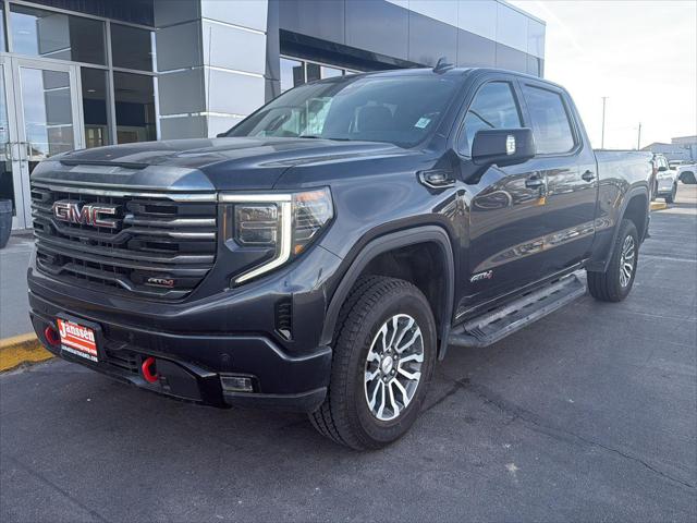 2023 GMC Sierra 1500 4WD Crew Cab Standard Box AT4