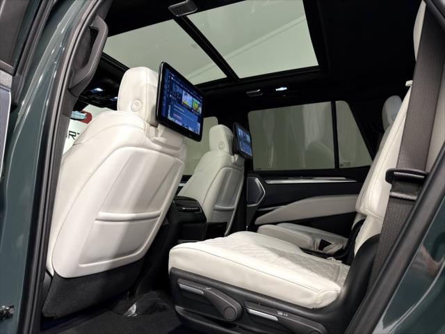 2025 Cadillac Escalade V-Series