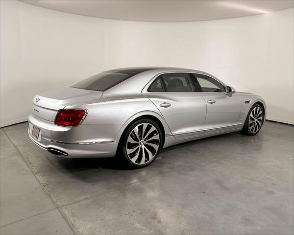 2026 Bentley Flying Spur Azure