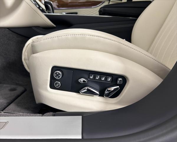 2026 Bentley Flying Spur Azure