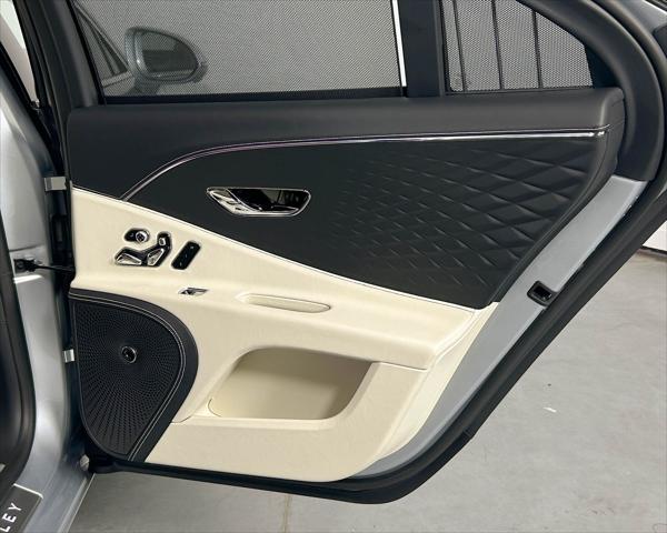 2026 Bentley Flying Spur Azure