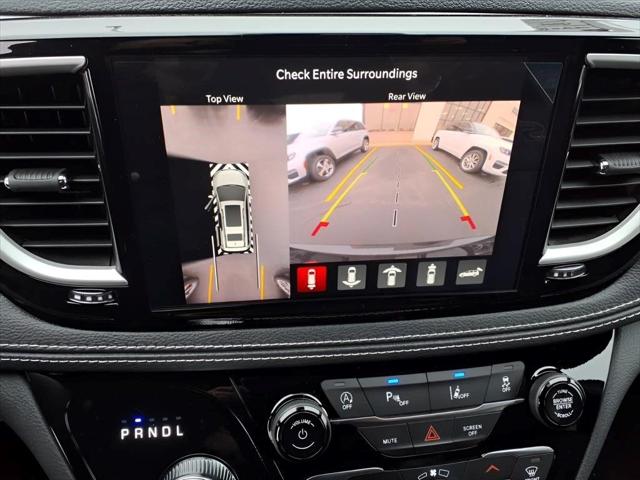 2026 Chrysler Pacifica Select AWD