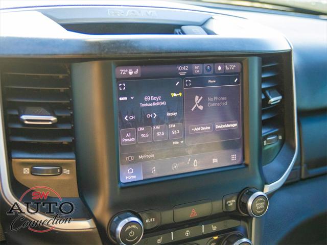 2022 Ram 1500 Big Horn Crew Cab 4x4 5'7" Box