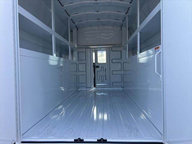 2026 Ford E-350 Cutaway Base