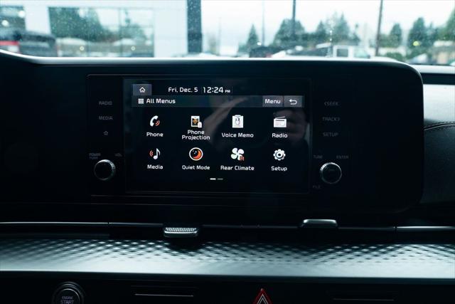 2024 Kia Carnival MPV LX