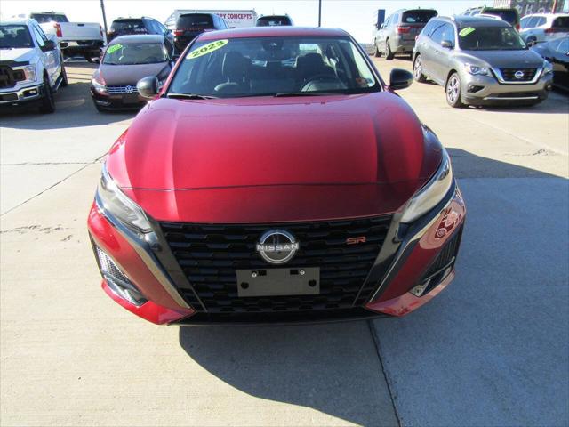 2023 Nissan Altima SR Intelligent AWD