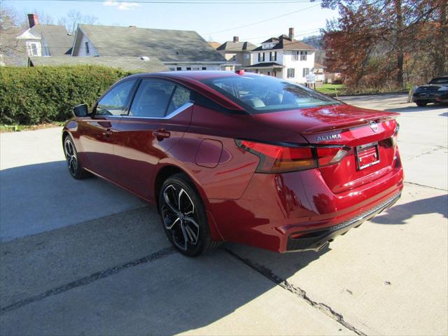 2023 Nissan Altima SR Intelligent AWD