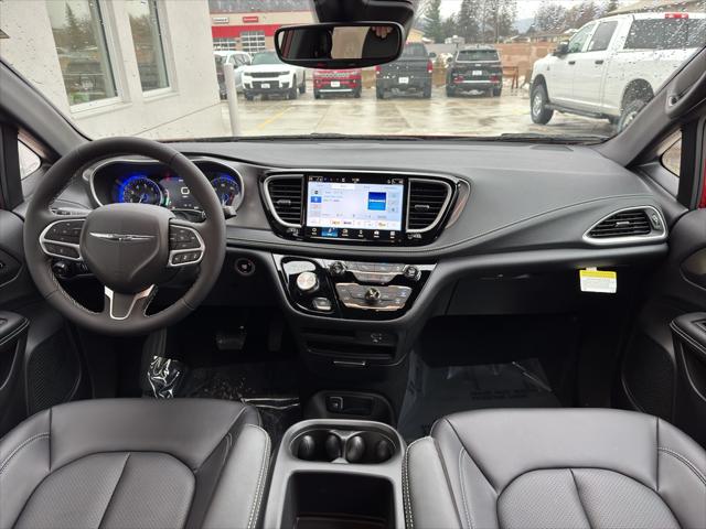 2026 Chrysler Pacifica Select AWD