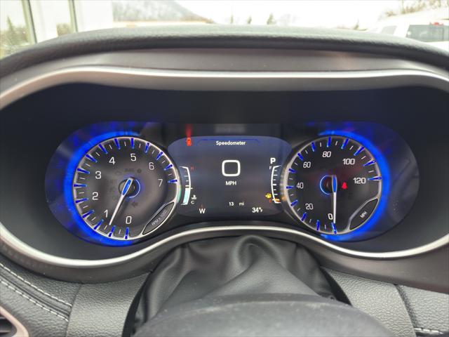 2026 Chrysler Pacifica Select AWD