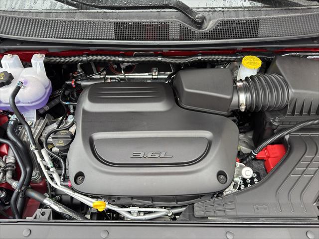 2026 Chrysler Pacifica Select AWD