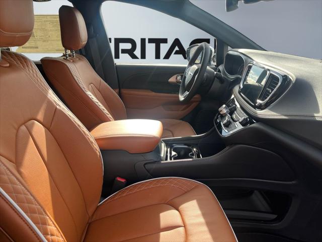 2026 Chrysler Pacifica Pinnacle AWD