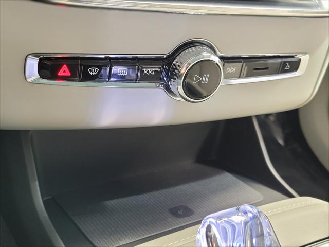 2026 Volvo XC90 B6 Ultra 7-Seater