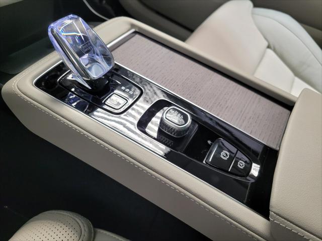 2026 Volvo XC90 B6 Ultra 7-Seater