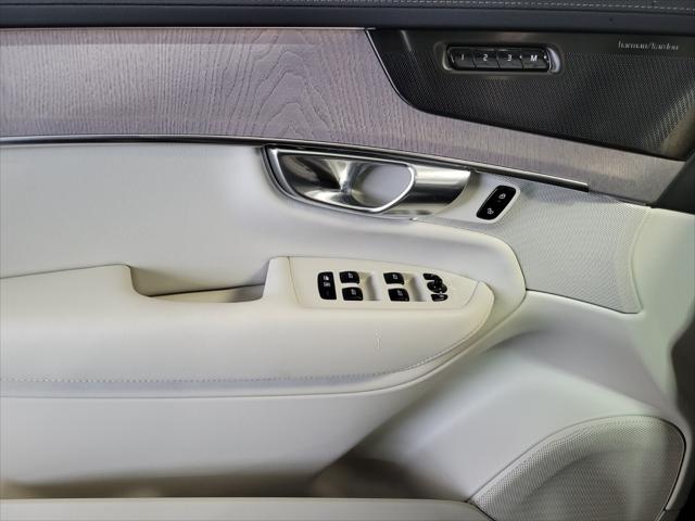2026 Volvo XC90 B6 Ultra 7-Seater