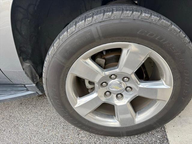 2017 Chevrolet Suburban LT 2017 Chevrolet Suburban LT