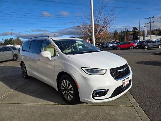 2021 Chrysler Pacifica Hybrid Touring L