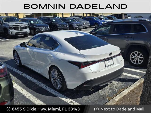 2023 Lexus IS 300 300 2023 Lexus IS 300 300