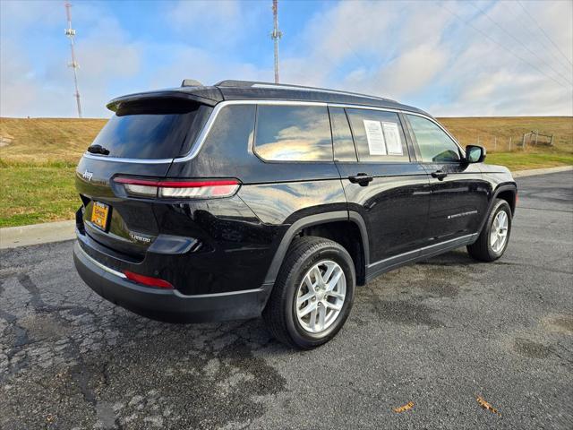 2022 Jeep Grand Cherokee L Laredo 4x4