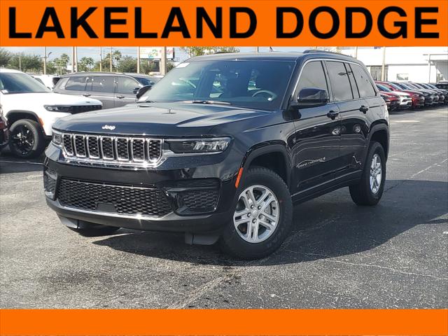 2025 Jeep Grand Cherokee GRAND CHEROKEE LAREDO 4X4