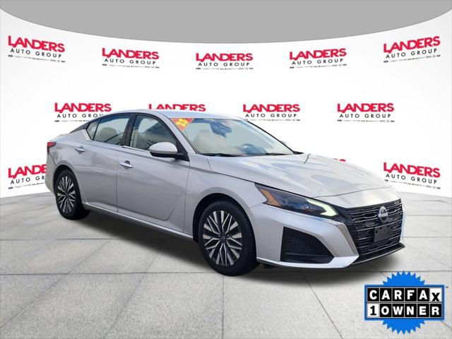 2023 Nissan Altima SV FWD