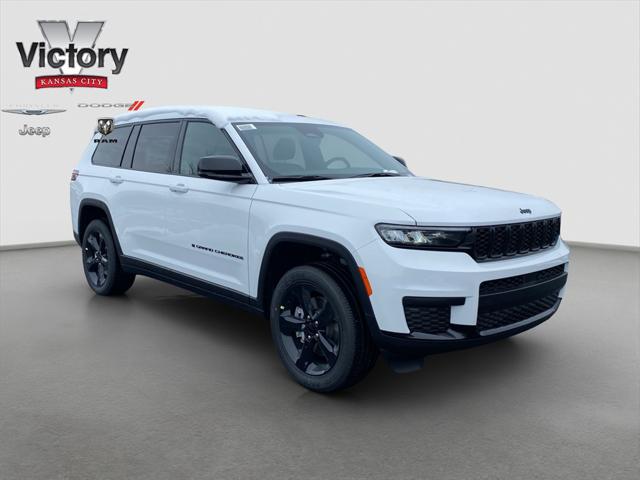 2025 Jeep Grand Cherokee GRAND CHEROKEE L ALTITUDE 4X4