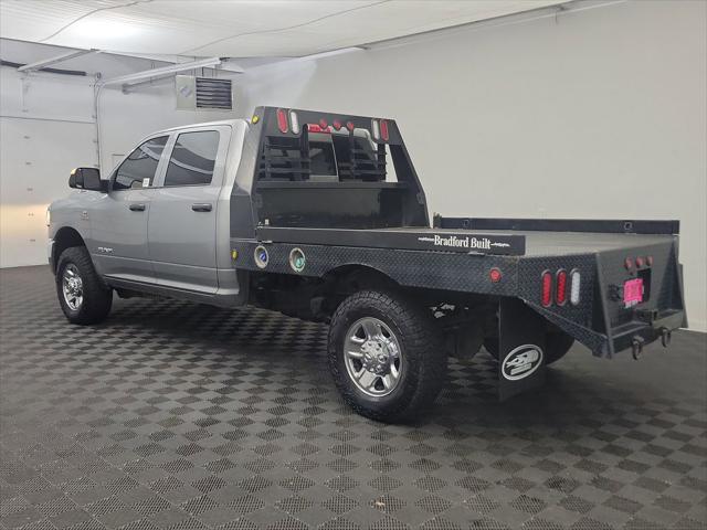 2022 RAM 3500 Tradesman Crew Cab 4x4 8 Box