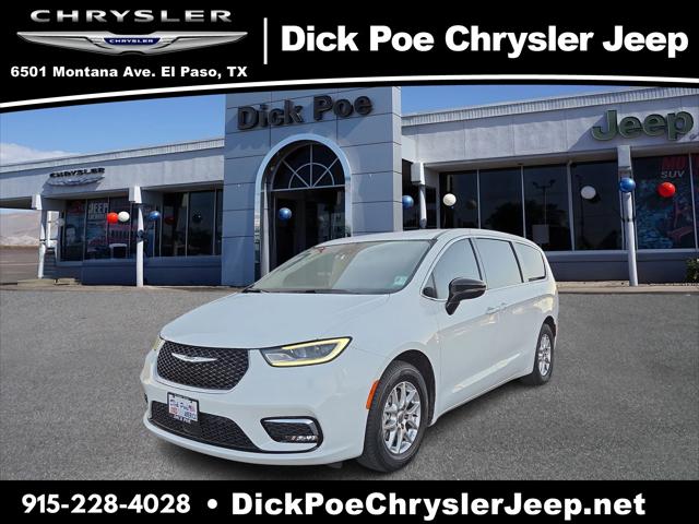 2024 Chrysler Pacifica Touring L