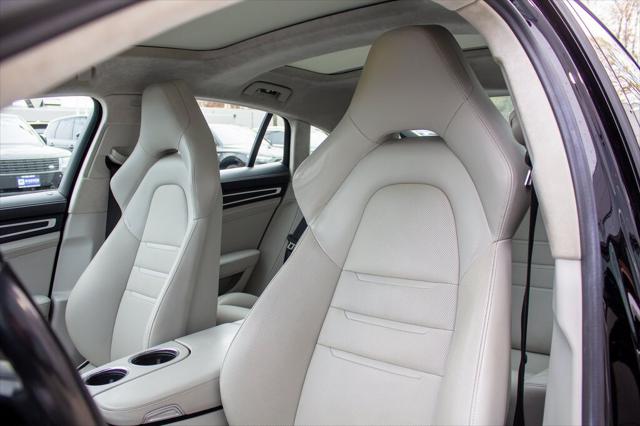 2023 Porsche Panamera GTS