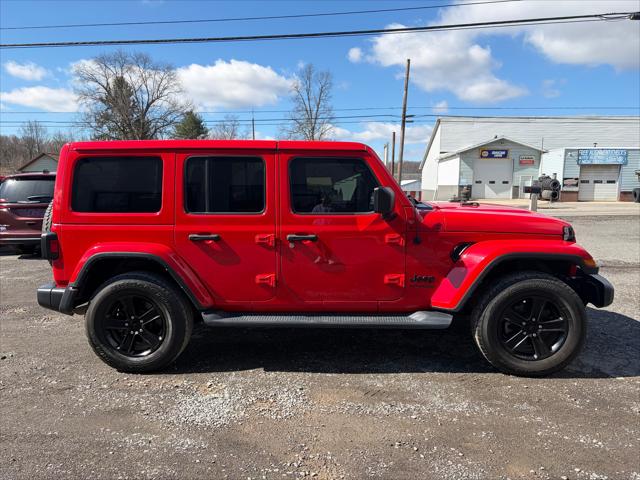 2022 Jeep Wrangler Unlimited Sahara Altitude 4x4