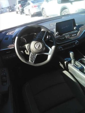 2024 Nissan Altima SV FWD