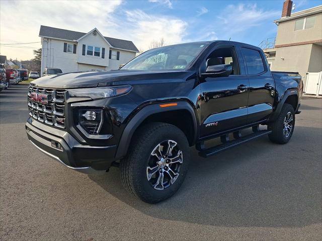 2024 GMC Canyon 4WD AT4 2024 GMC Canyon 4WD AT4