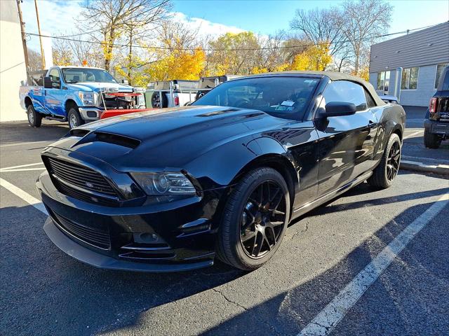 2013 Ford Mustang V6