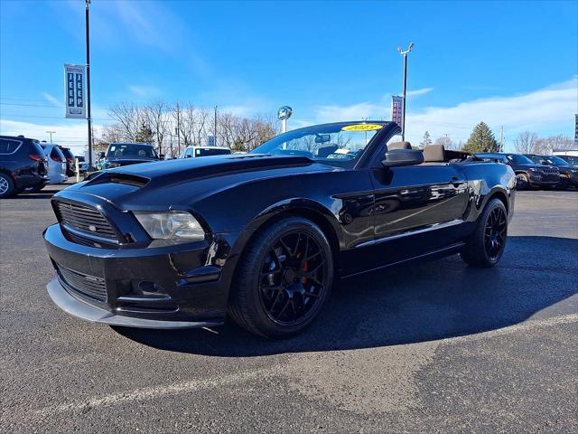 2013 Ford Mustang V6 2013 Ford Mustang V6