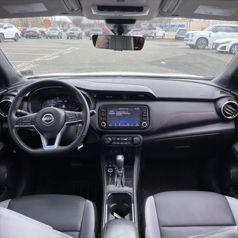 2022 Nissan Kicks SR Xtronic CVT