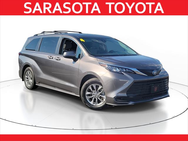 2024 Toyota Sienna LE 2024 Toyota Sienna LE