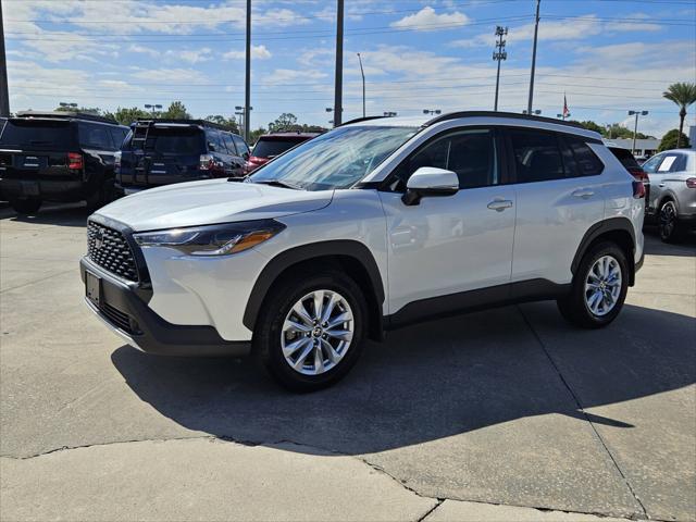 2024 Toyota Corolla Cross LE