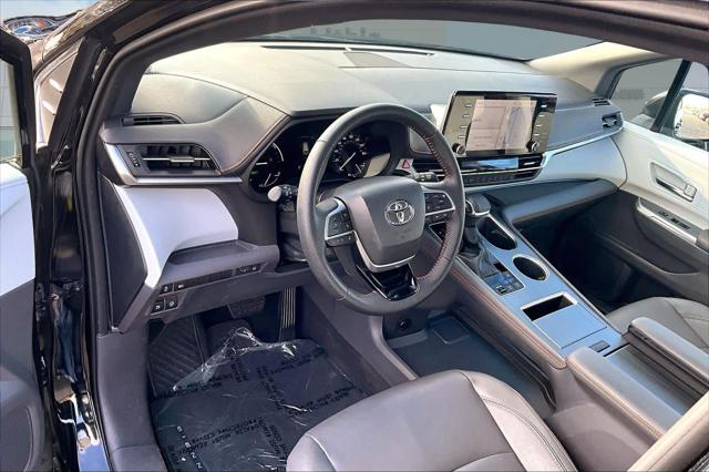 2022 Toyota Sienna XSE 2022 Toyota Sienna XSE