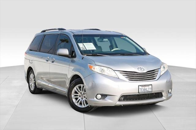 2014 Toyota Sienna L 2014 Toyota Sienna L