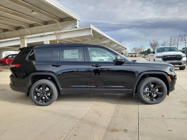 2025 Jeep Grand Cherokee GRAND CHEROKEE L ALTITUDE X 4X4