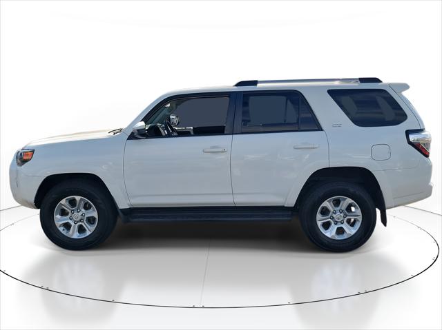 2021 Toyota 4Runner SR5 2021 Toyota 4Runner SR5