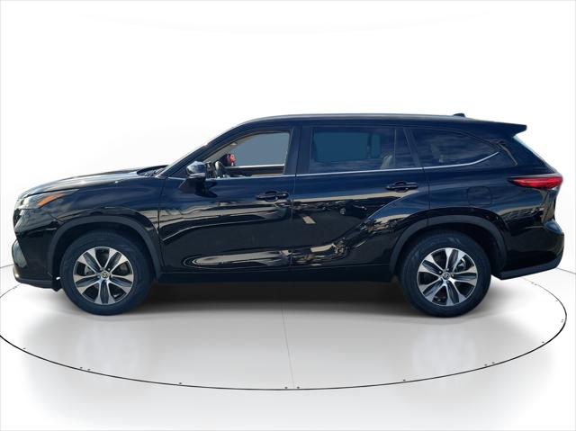 2023 Toyota Highlander XLE 2023 Toyota Highlander XLE