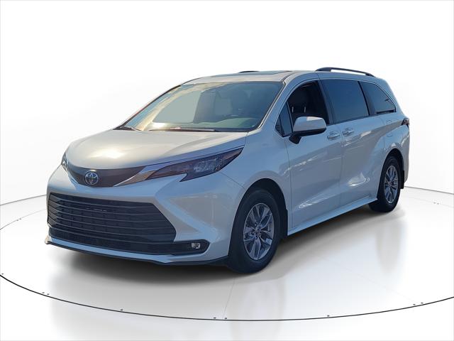 2025 Toyota Sienna XLE 2025 Toyota Sienna XLE
