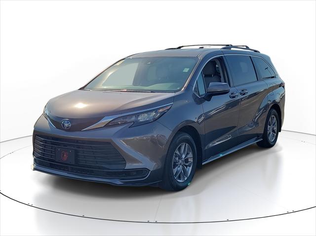 2024 Toyota Sienna LE 2024 Toyota Sienna LE