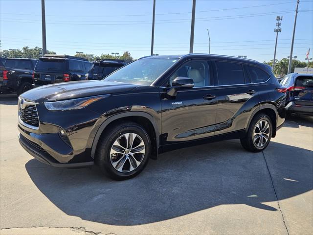 2021 Toyota Highlander Hybrid XLE