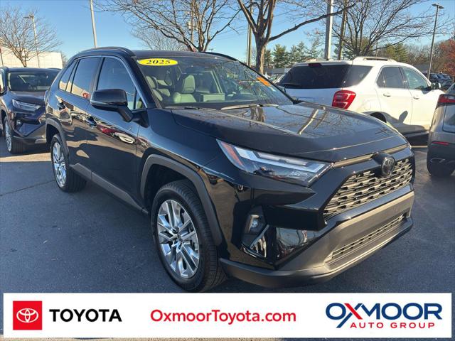 2025 Toyota RAV4 XLE Premium