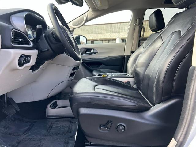 2024 Chrysler Pacifica Touring L 2024 Chrysler Pacifica Touring L