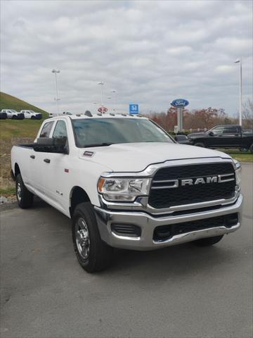 2019 RAM 3500 Tradesman Crew Cab 4x4 8 Box